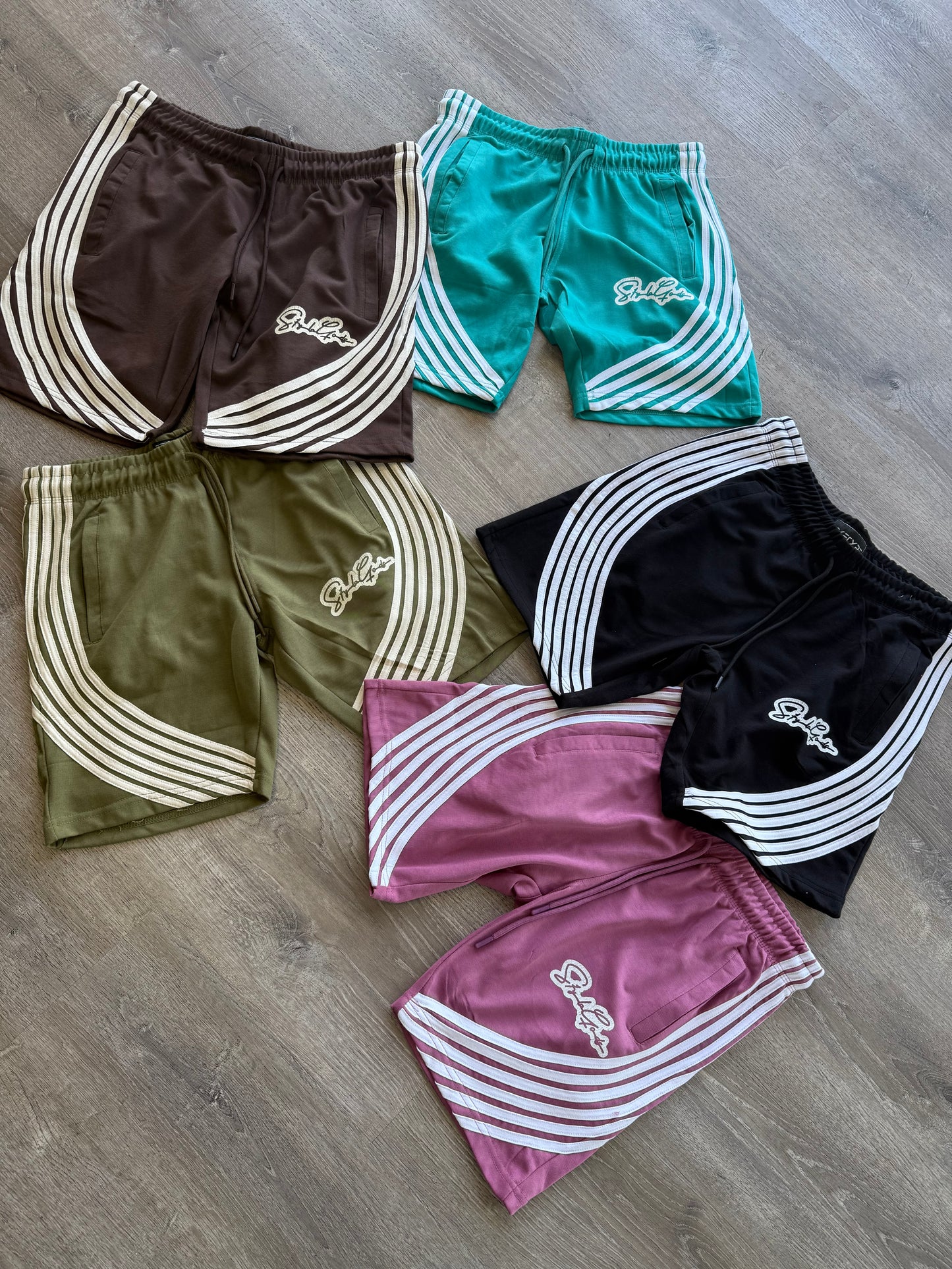 StyleGods Fleece 6 Stripe Short - Olive