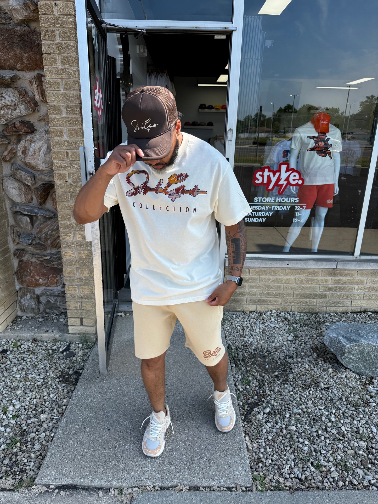 StyleGods Signature Script - Tan\Multi