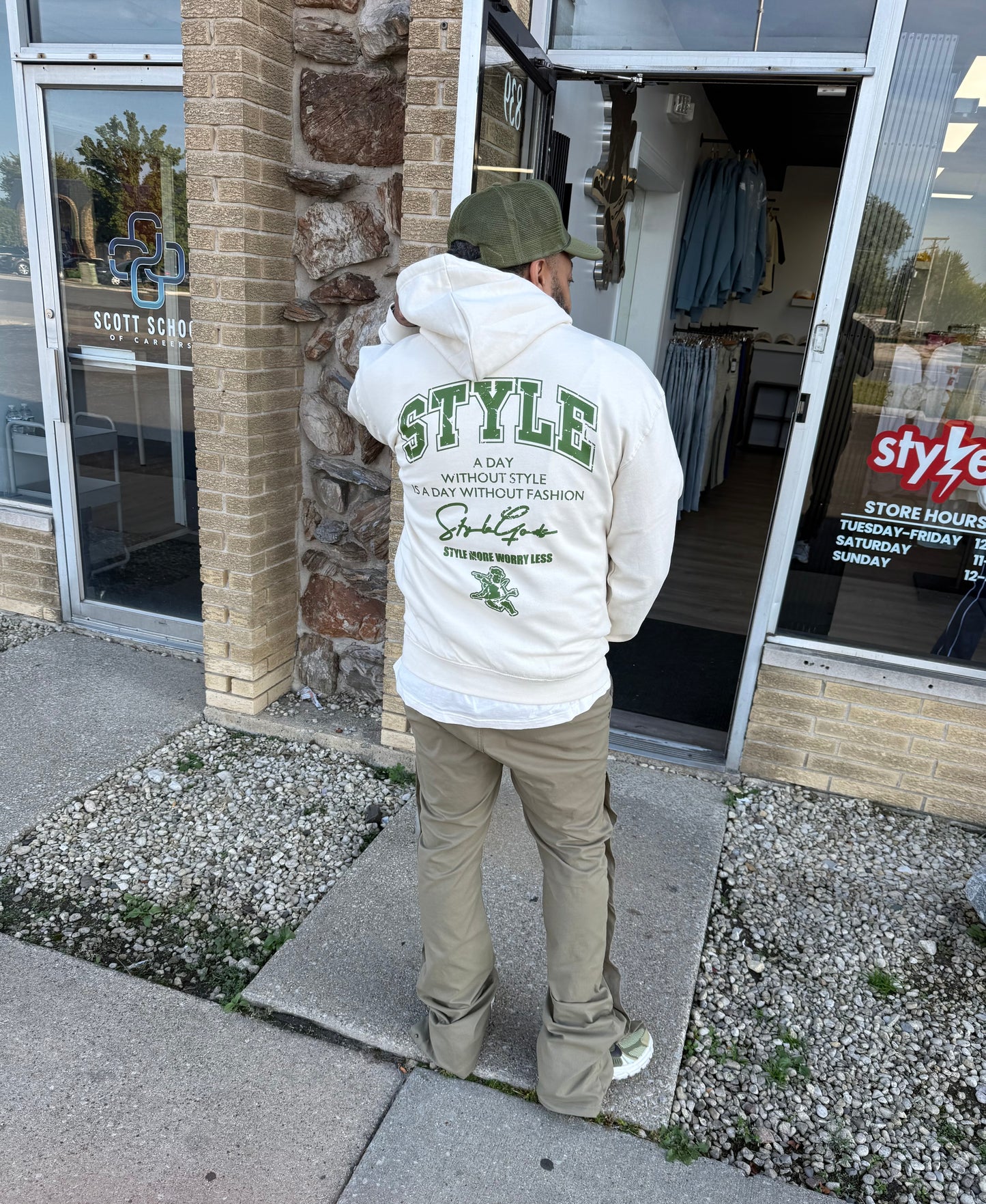 StyleGods Varsity Hooded SweatShirt - Tan\Olive
