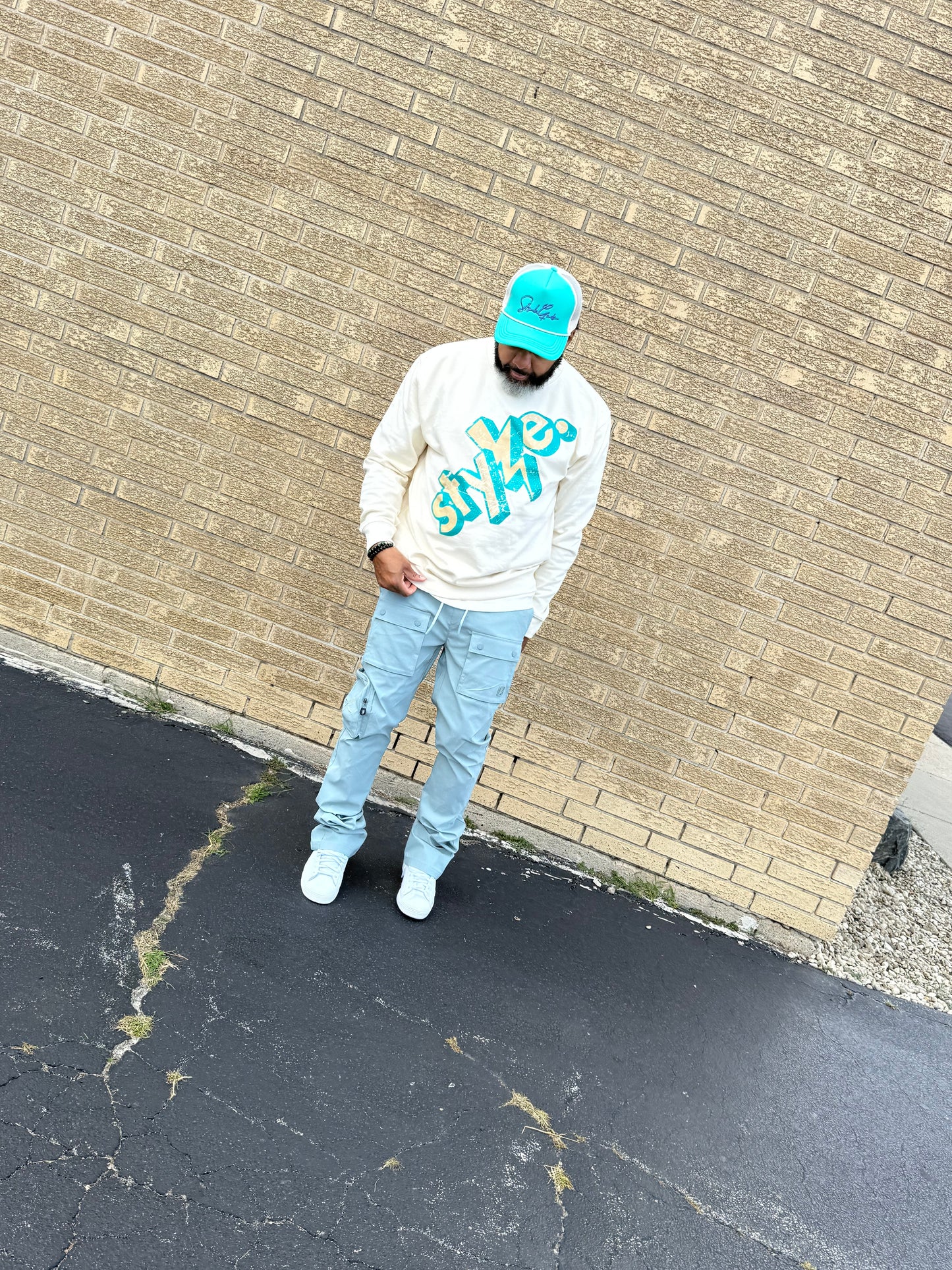 StyleGods Style Crewneck SweatShirt - Tan\Teal