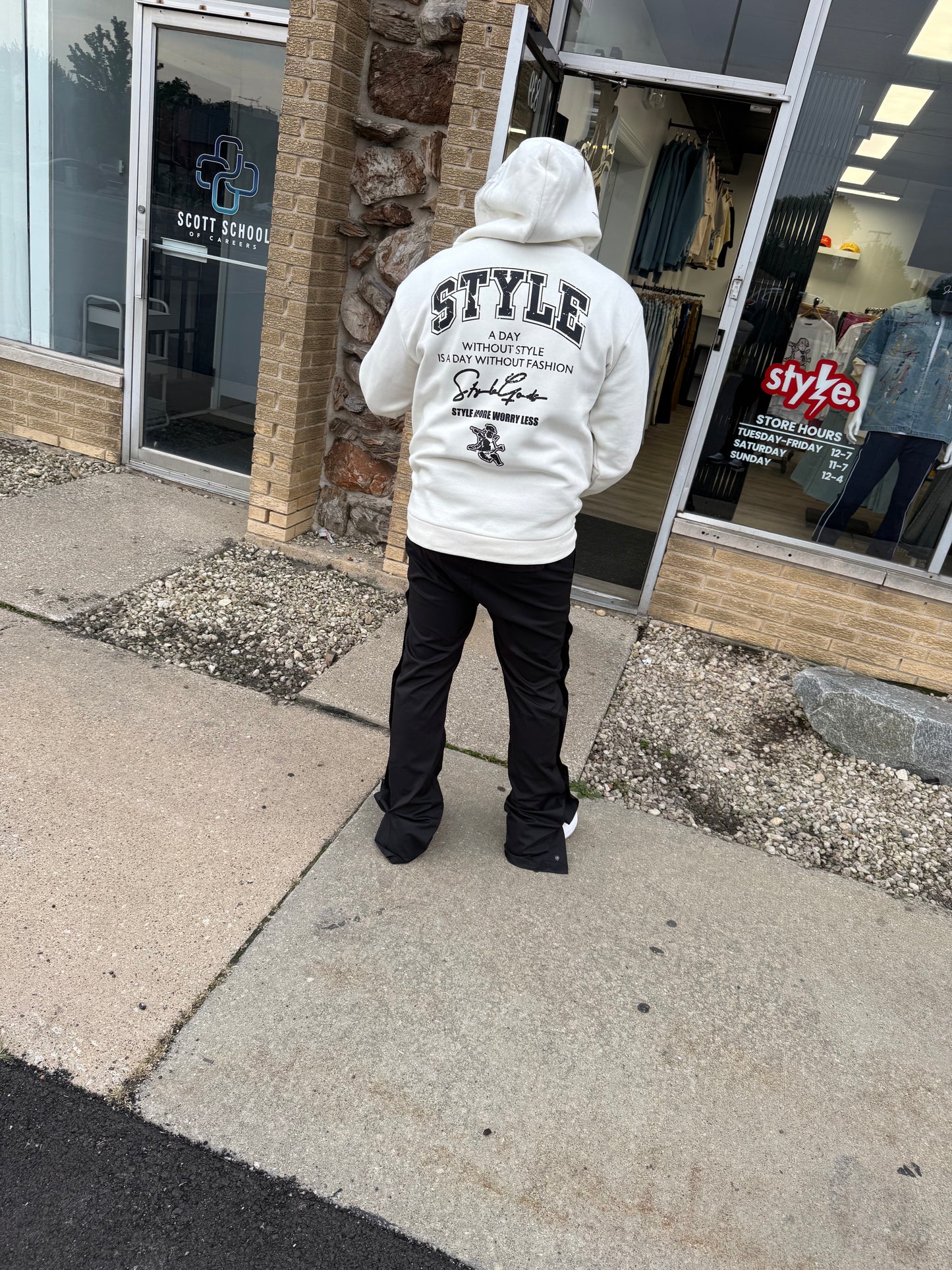 StyleGods Signature Paint Oversized Hooded SweatShirt - Cream\Black