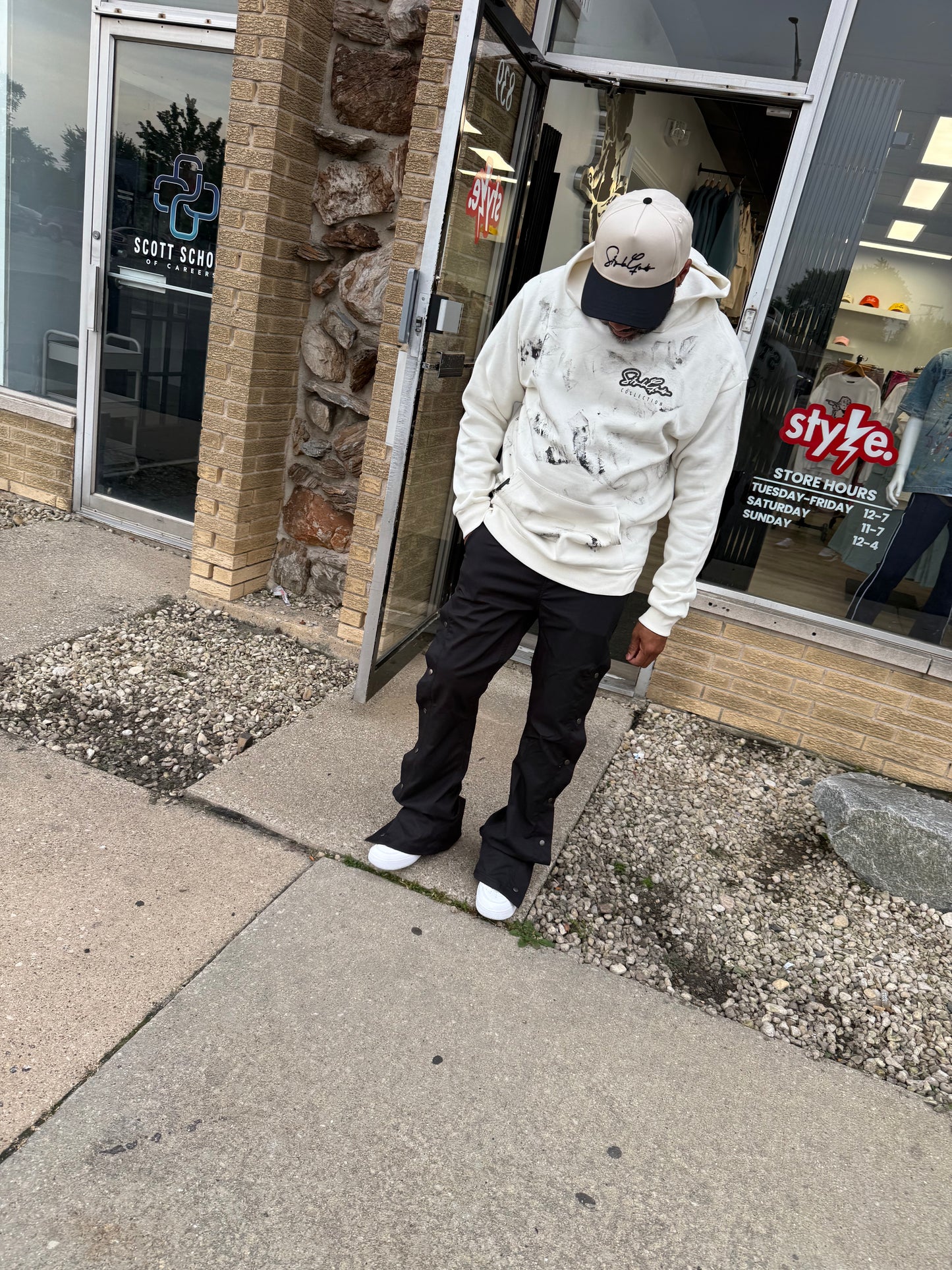 StyleGods Signature Paint Oversized Hooded SweatShirt - Cream\Black