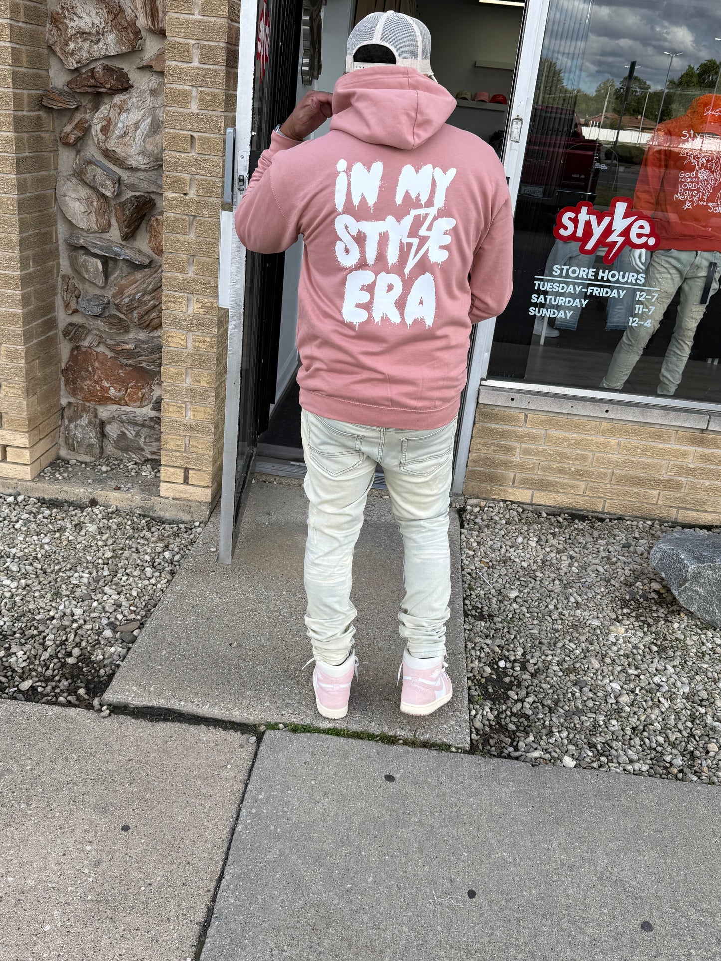 StyleGods Spray Angel Hooded SweatShirt - Dusty Pink