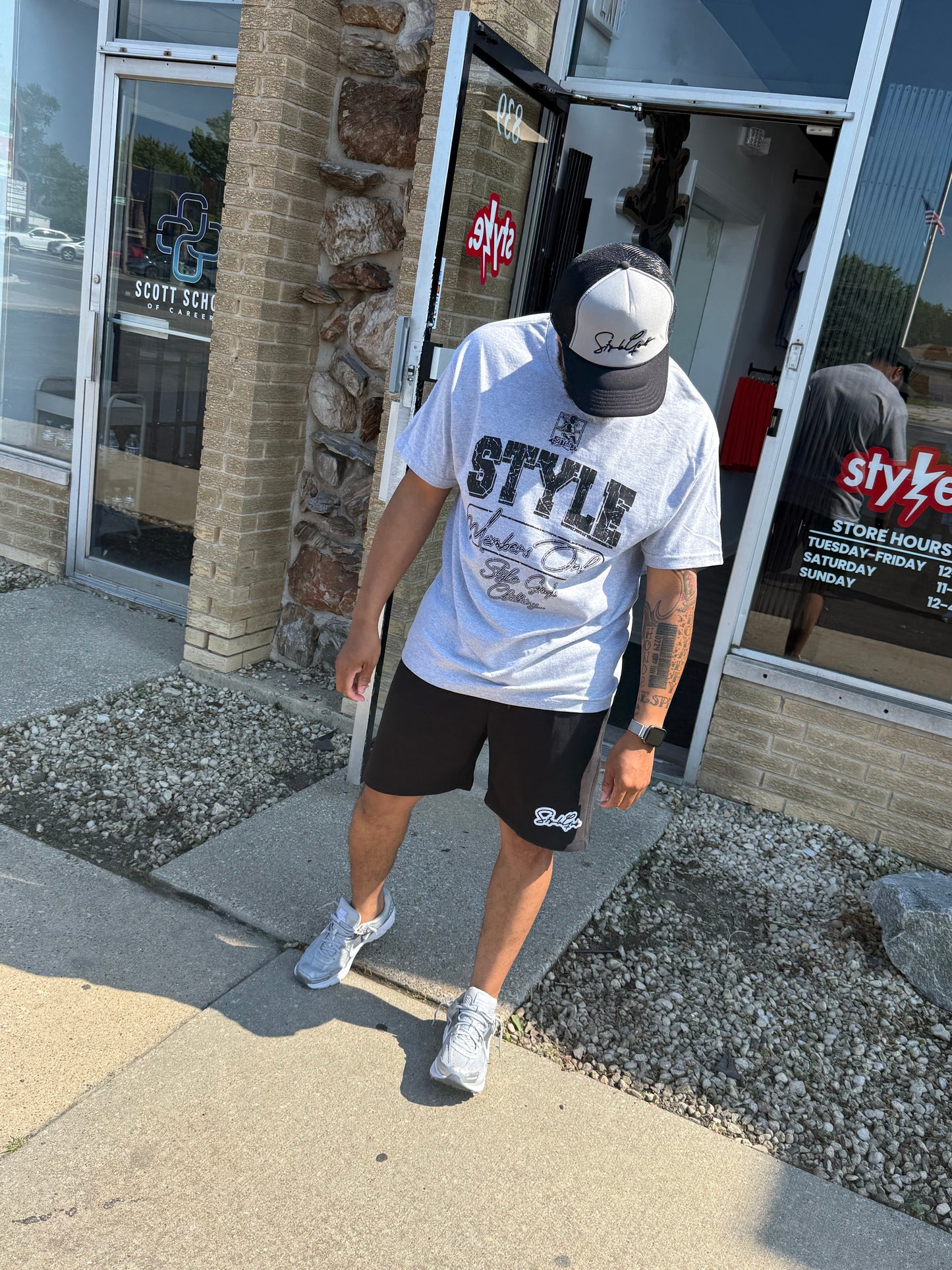 StyleGods Members Only- White\Black
