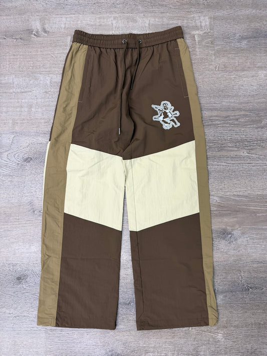 NYLON Flare Tracks - Brown