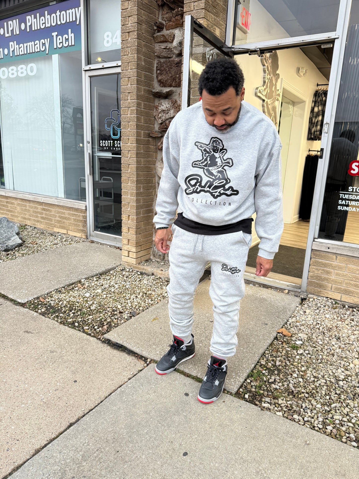 StyleGods Champions Crew Neck Jogging Suit - Heather Grey\Black