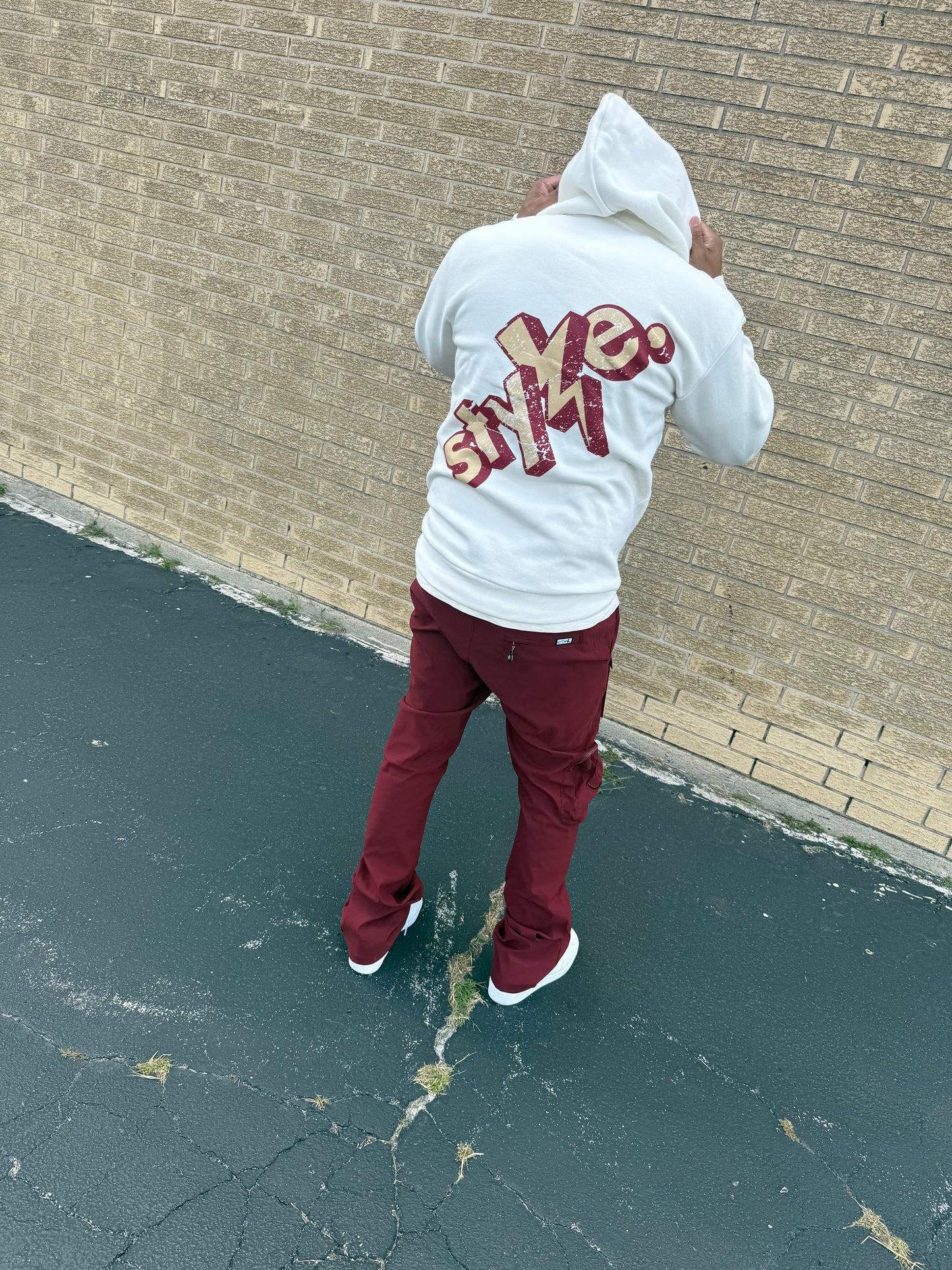 StyleGods Style Hooded SweatShirt - Tan\Maroon