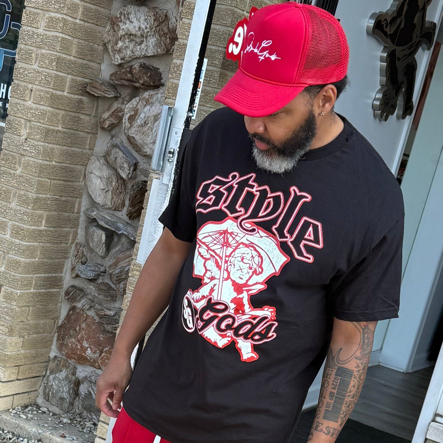 StyleGods Umbrella T Shirt -  Black\White\Red