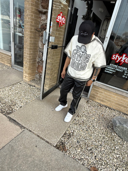 StyleGods Angel Oversized Crop T  - Off White\ Black