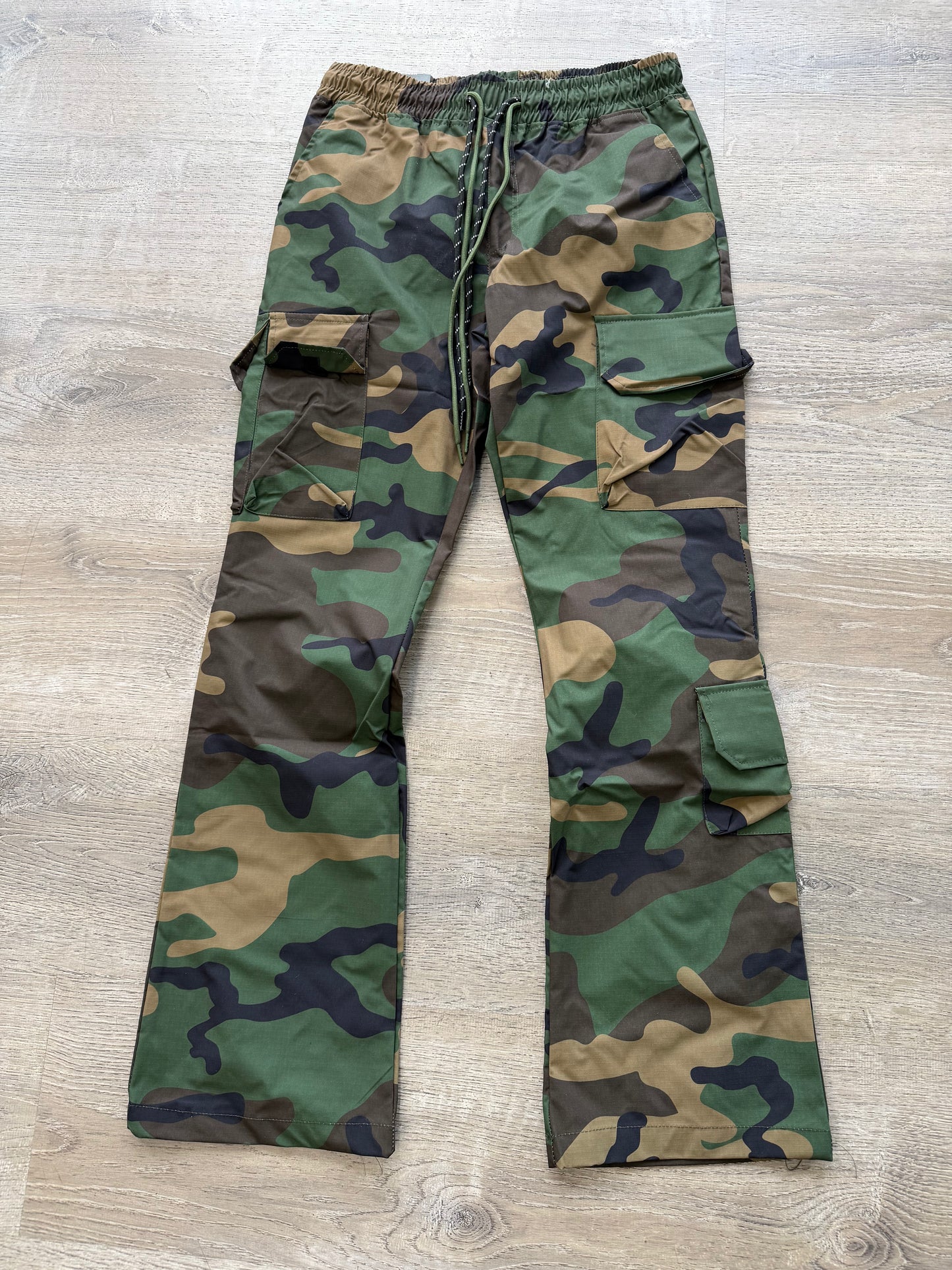 Rebel NYLON Flare Cargo 1100-404-Camo Woodland