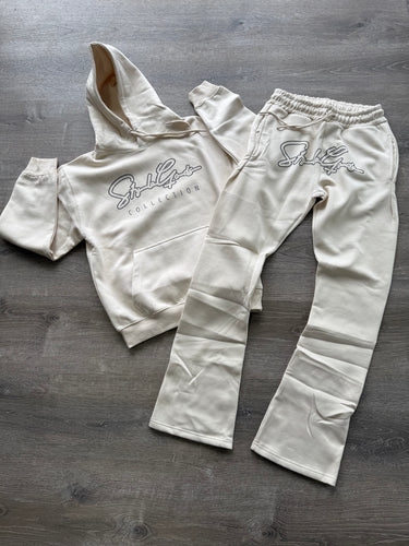 StyleGods Signature Script Stacked Pullover Jogging Suit - Cream/Black Nailhead