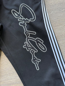 StyleGods Fleece Stacked 5 Joggers  White Nailhead Signature Script-Black\White