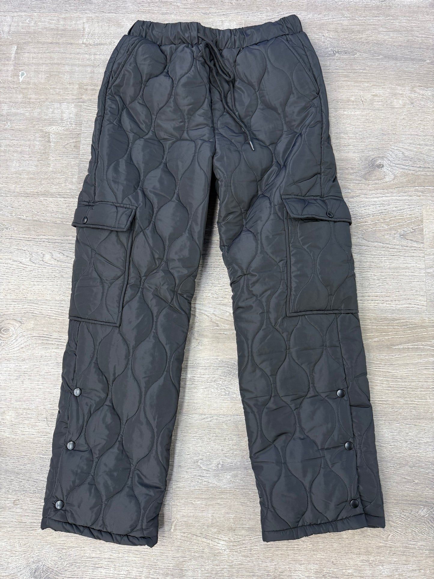 Quilted Stacked Cargo- Black
