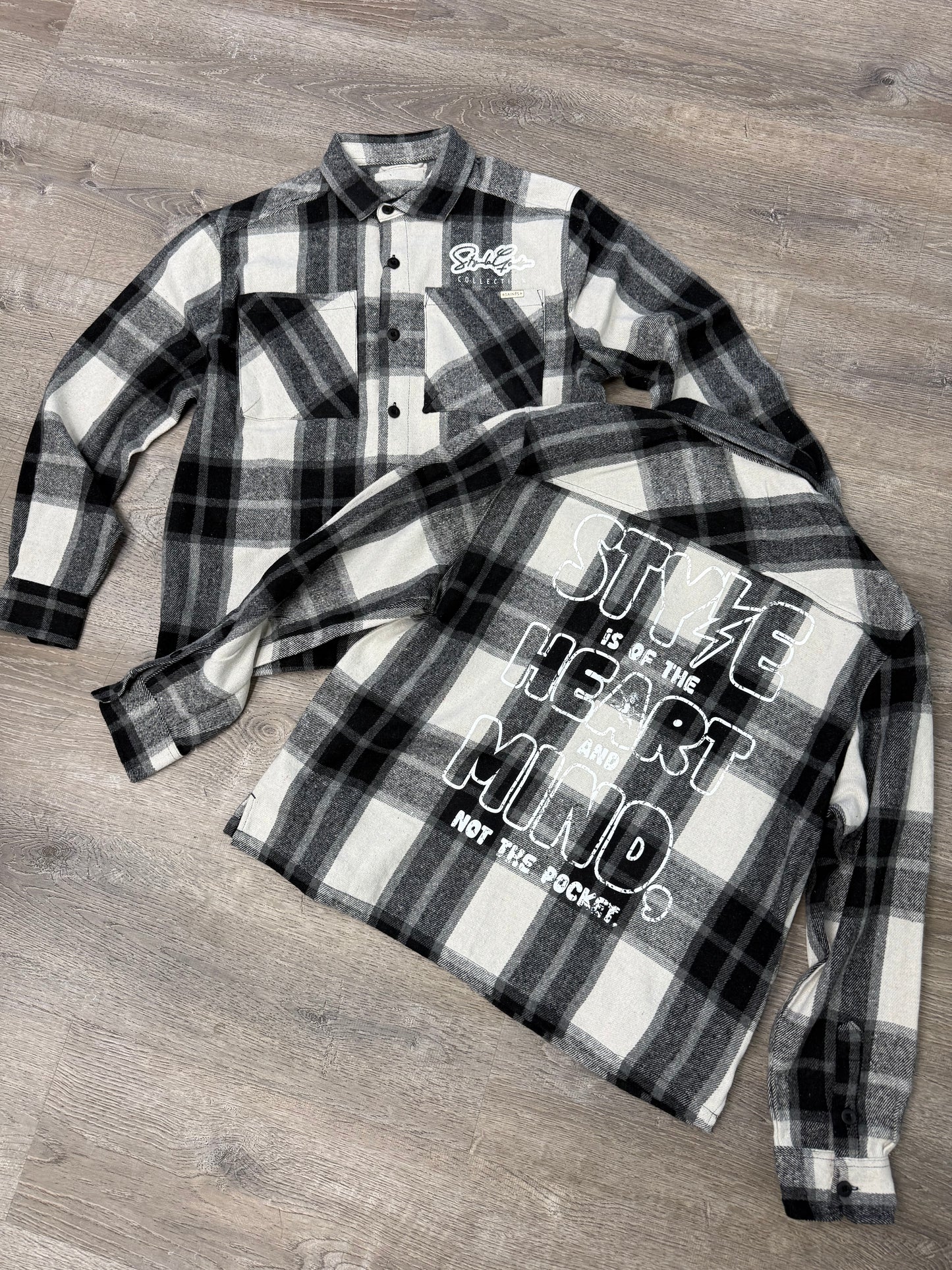 StyleGods Flannel Crop Shirt - Black\White