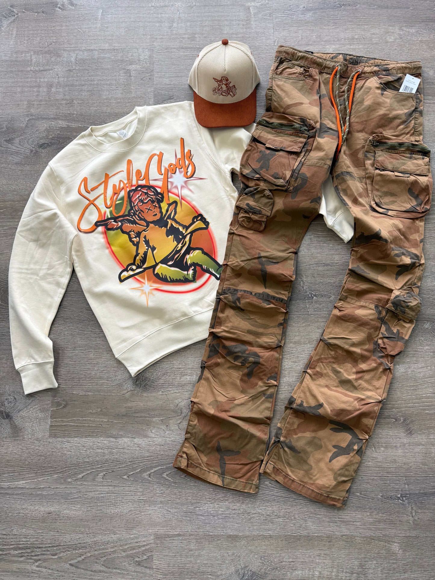 StyleGods Air Brush Style Crewneck SweatShirt - Tan\Multi